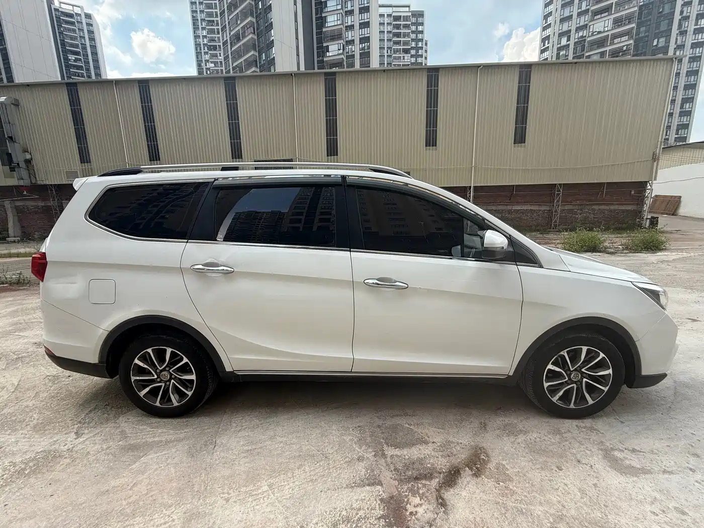 Baojun 730 2017 1.5T Manual Luxury 7-Seater фото 16