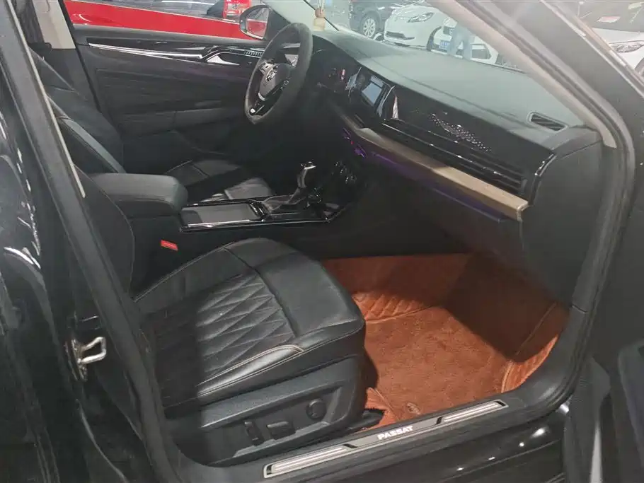 Volkswagen Passat 2019 Model 330TSI Luxury Edition China V фото 8