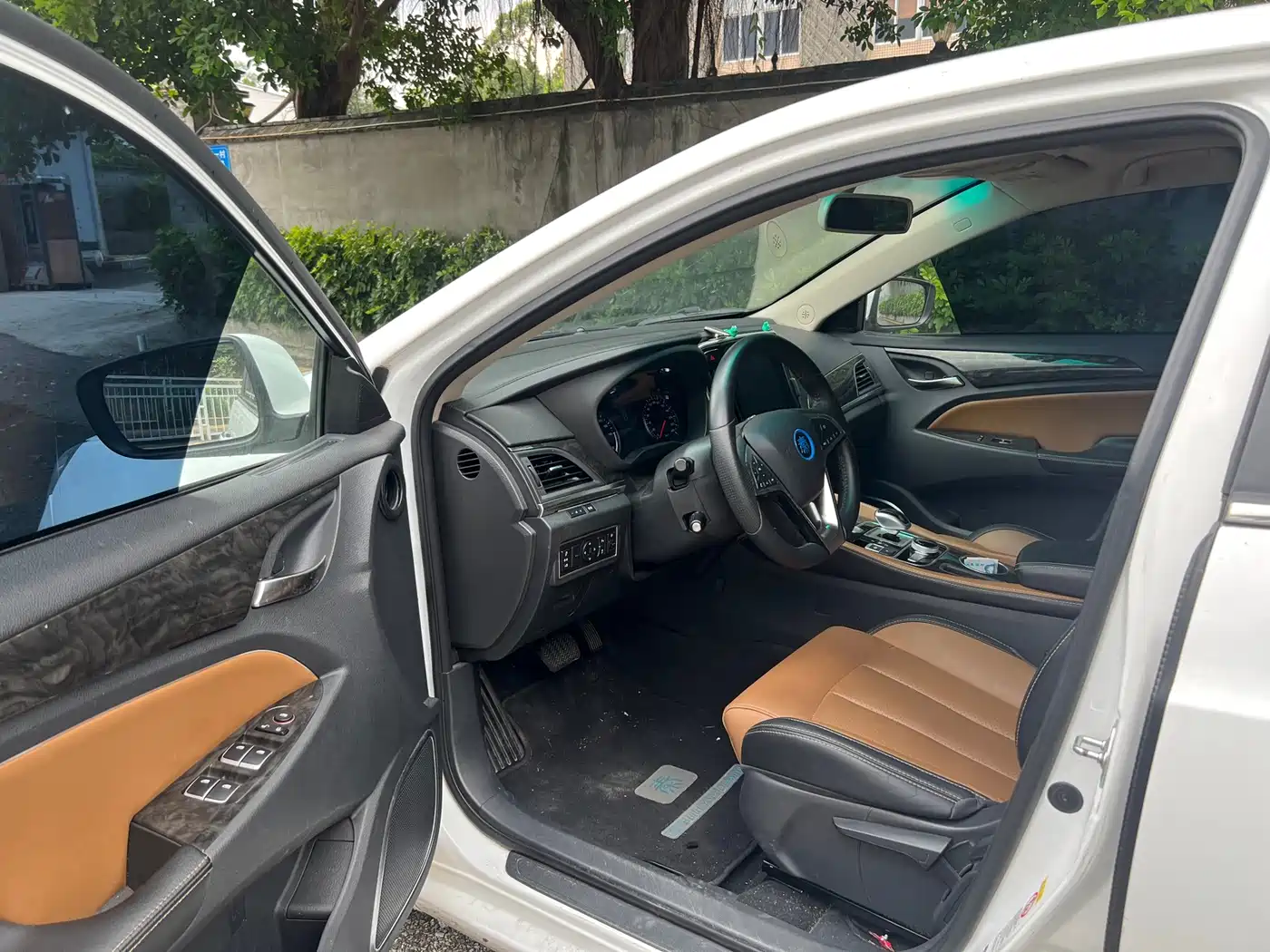 BYD Qin New Energy 2018 2017 1.5T Premium Model