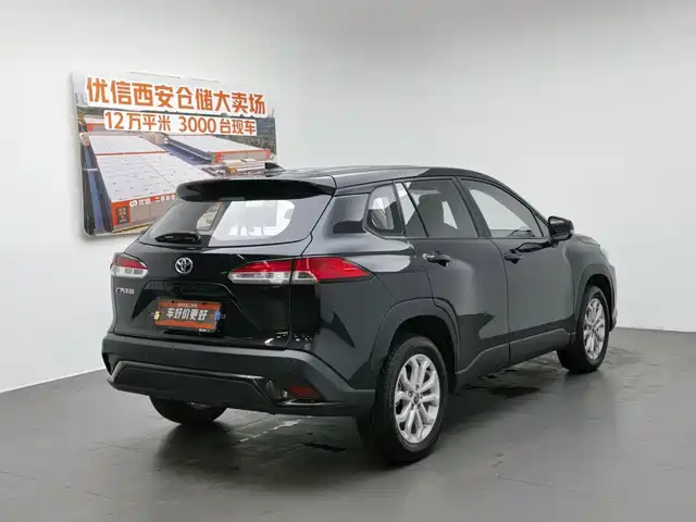 Toyota Frontlander 2024 2.0L CVT Elite Edition — фото 2
