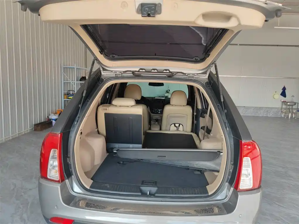 Kia Sportage 2013 2.0L Manual 2WD GL фото 15
