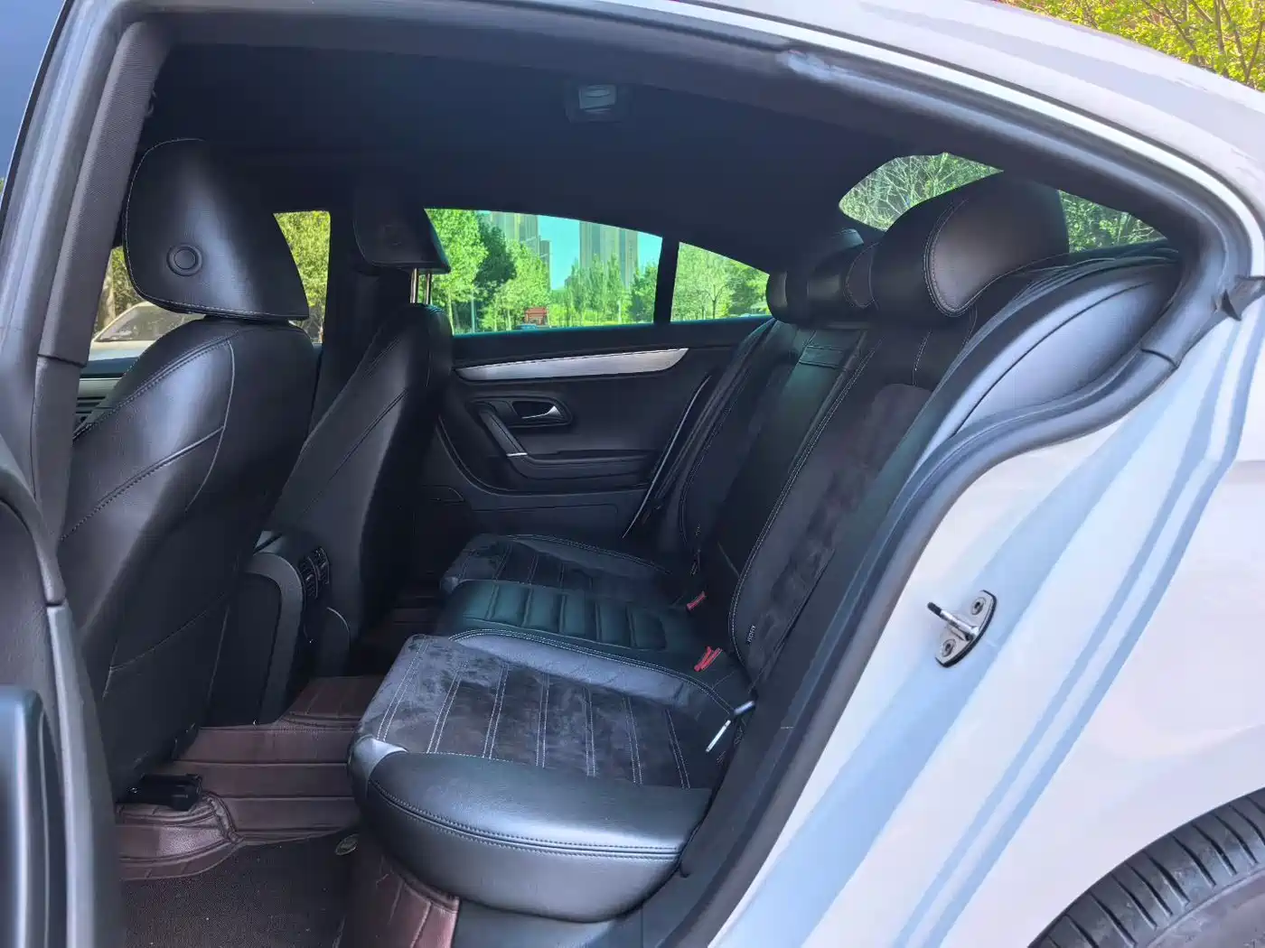Volkswagen FAW-Volkswagen CC 2013 2.0TSI Luxury фото 8
