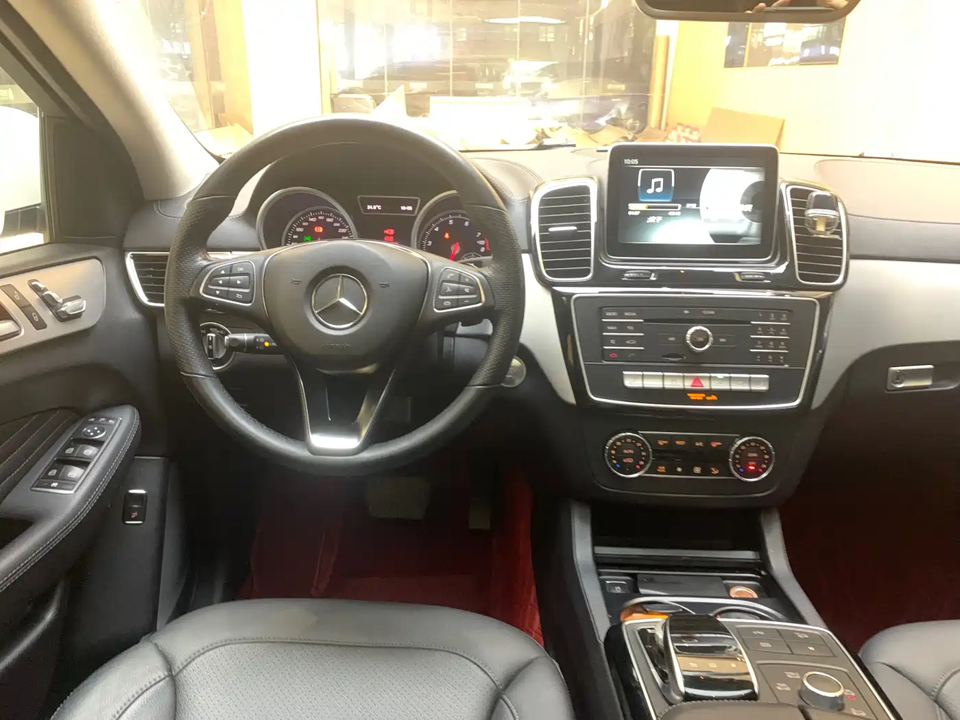 Mercedes-Benz GLE Coupe 2015 GLE 400 4MATIC Coupe SUV фото 9