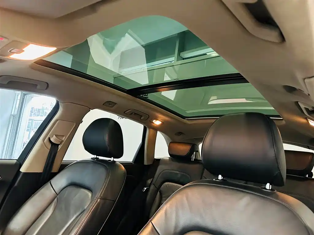Audi Q5 (Import) 2010 3.2FSI Sport фото 13