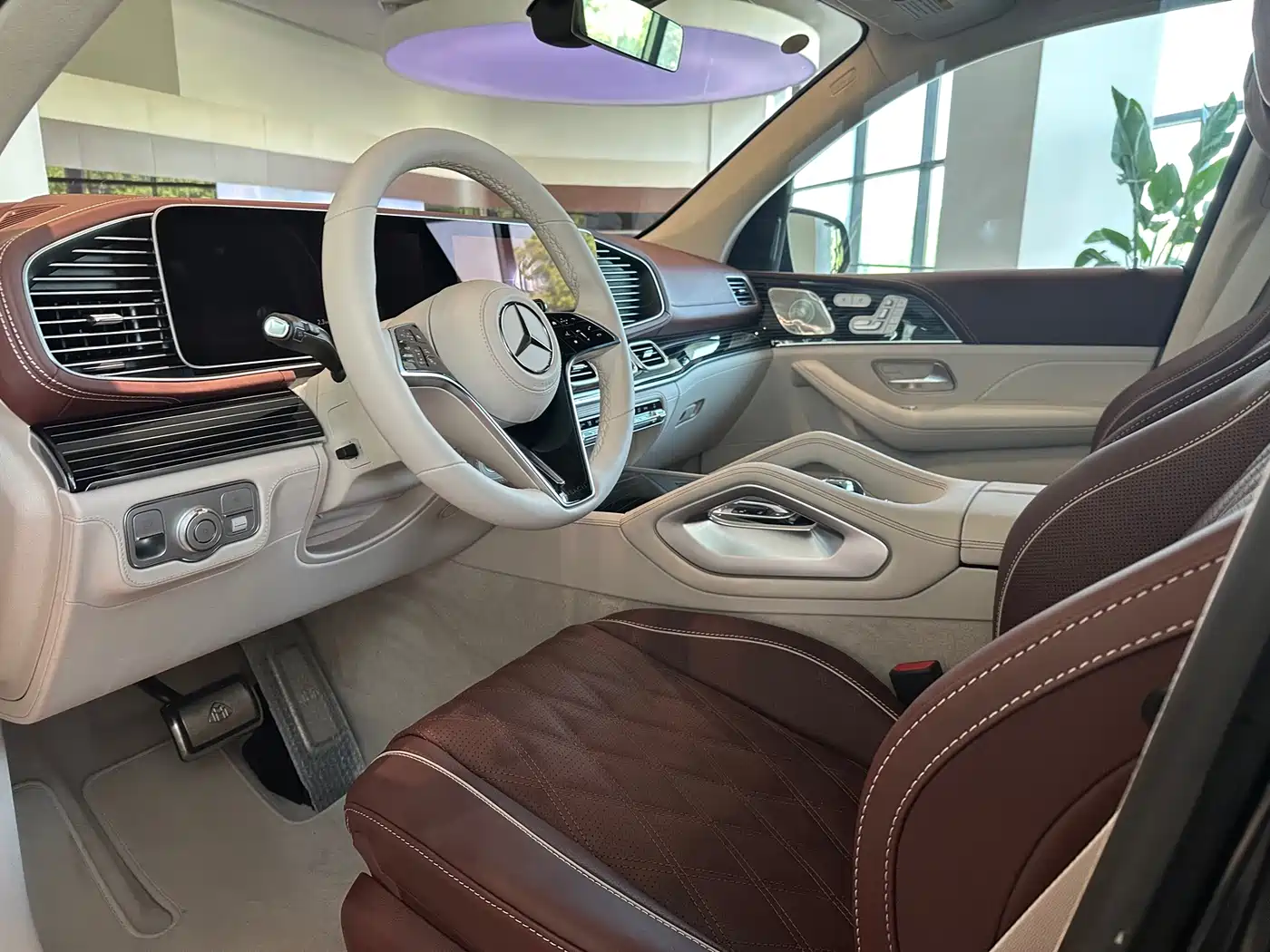 Mercedes-Benz Maybach GLS 2026 GLS 480 4MATIC Liyi Edition фото 4