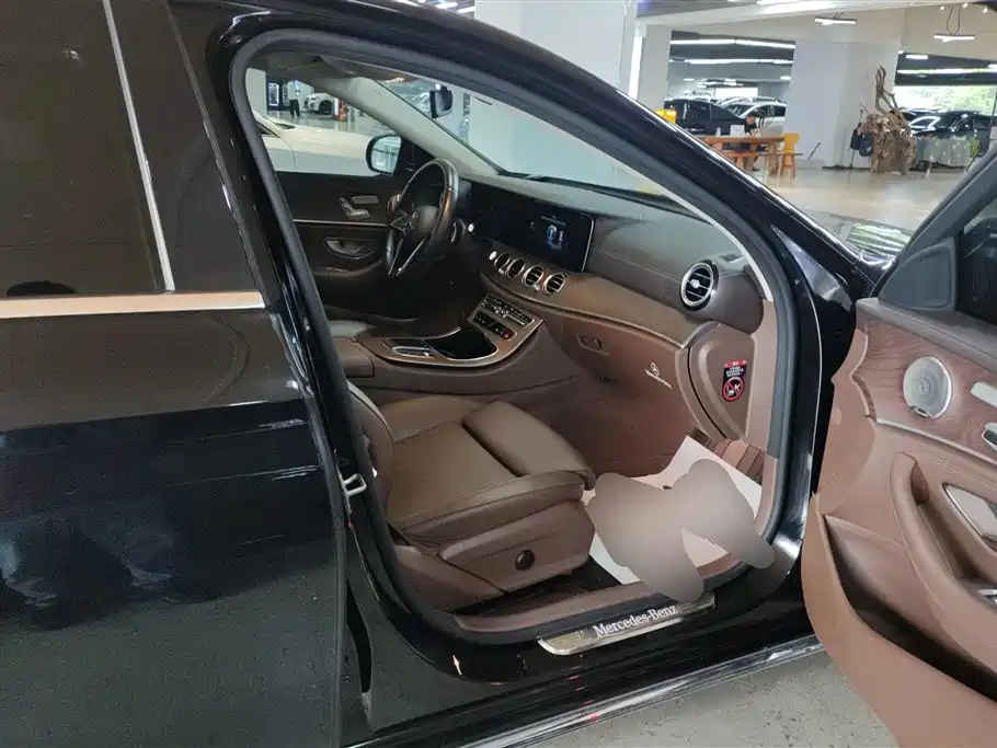 Mercedes-Benz E-Class 2022 E 300 L Luxury фото 8
