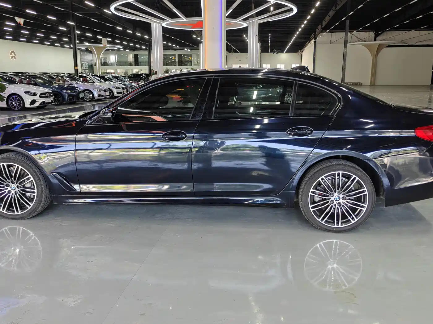 BMW 5 Series 2018 Facelift 530Li Exclusive M Sport Package фото 10