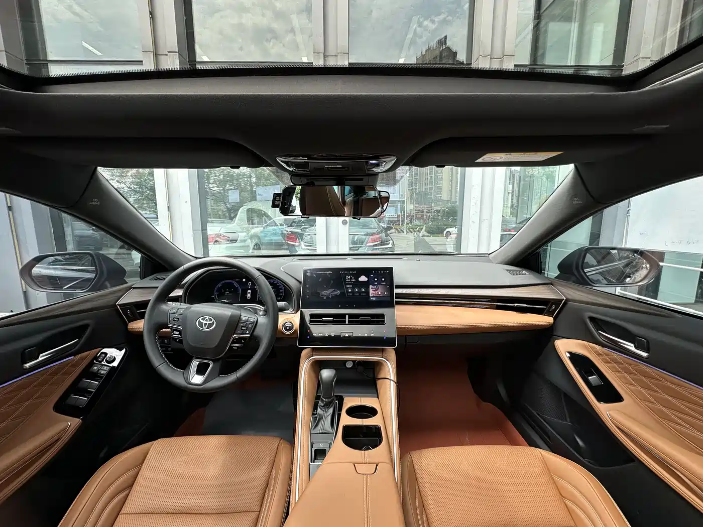 Toyota Avalon 2024 Model Hybrid 2.0L Prestige Edition фото 12