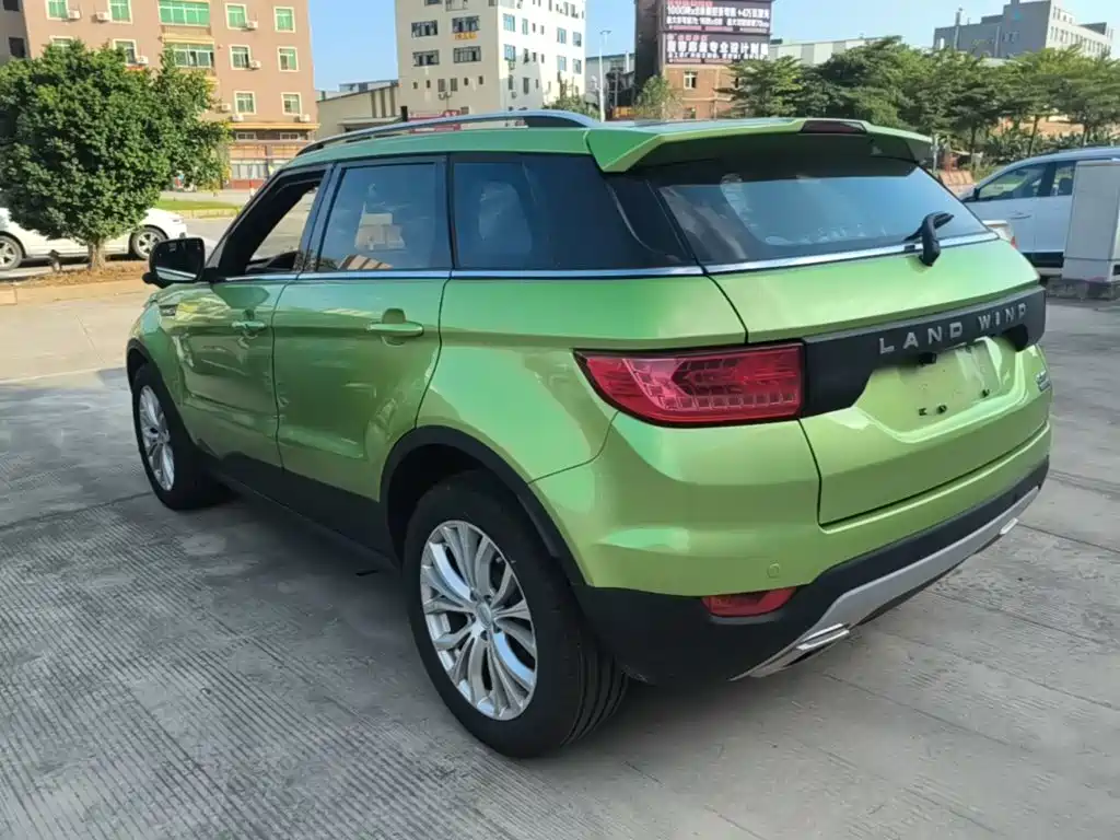 Landwind X7 2017 2015 2.0T Panoramic Flagship Edition