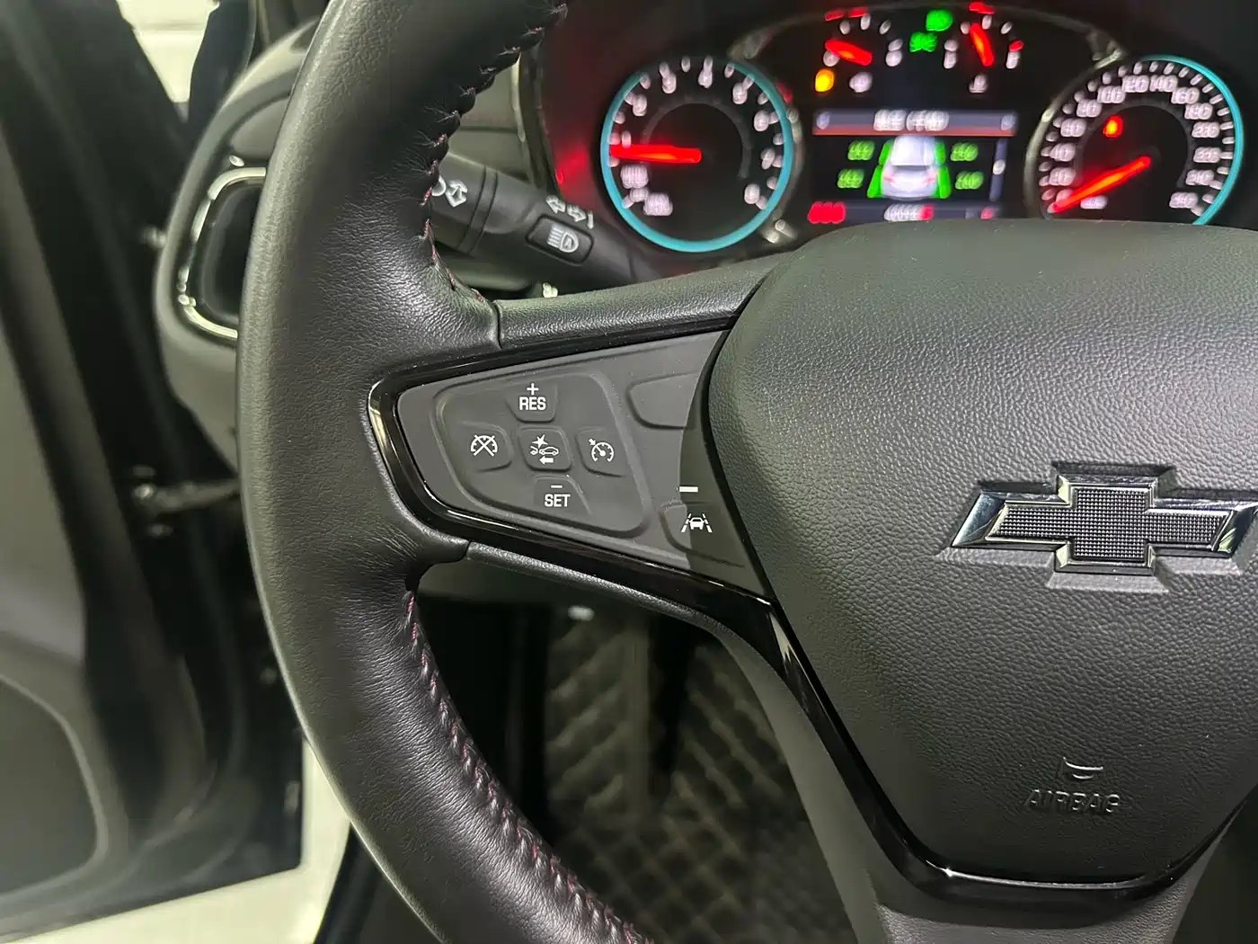 Chevrolet Equinox 2021 550T RS 4WD Intelligent Defender Edition фото 21