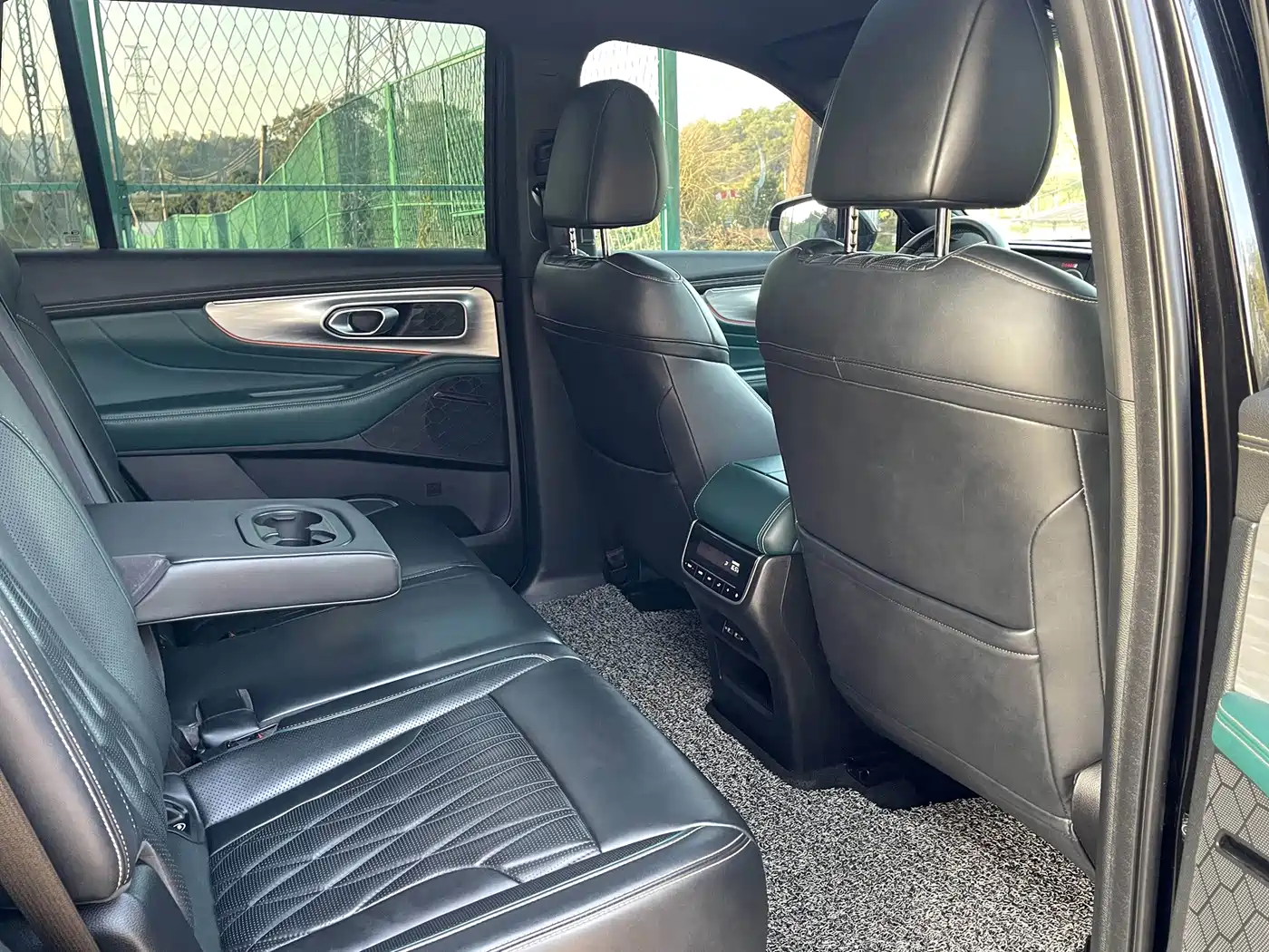 GAC Trumpchi Trumpchi GS8 2022 Pilot Series 2.0TGDI 2WD Luxury Smart Connect Edition (7-Seater) фото 16