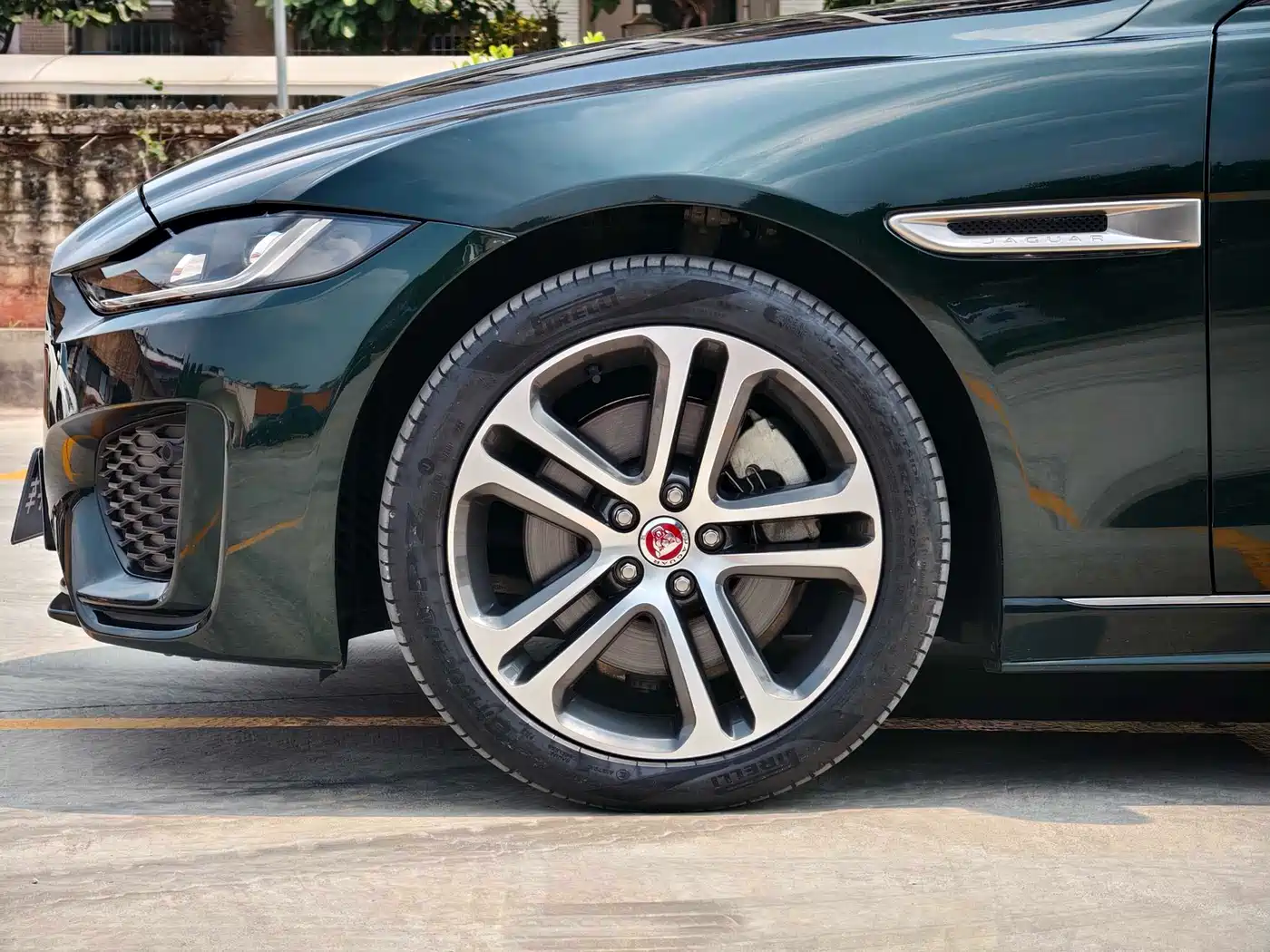 Jaguar XEL 2024 Model 2.0T 250PS R-DYNAMIC S Progressive Sport Edition фото 34