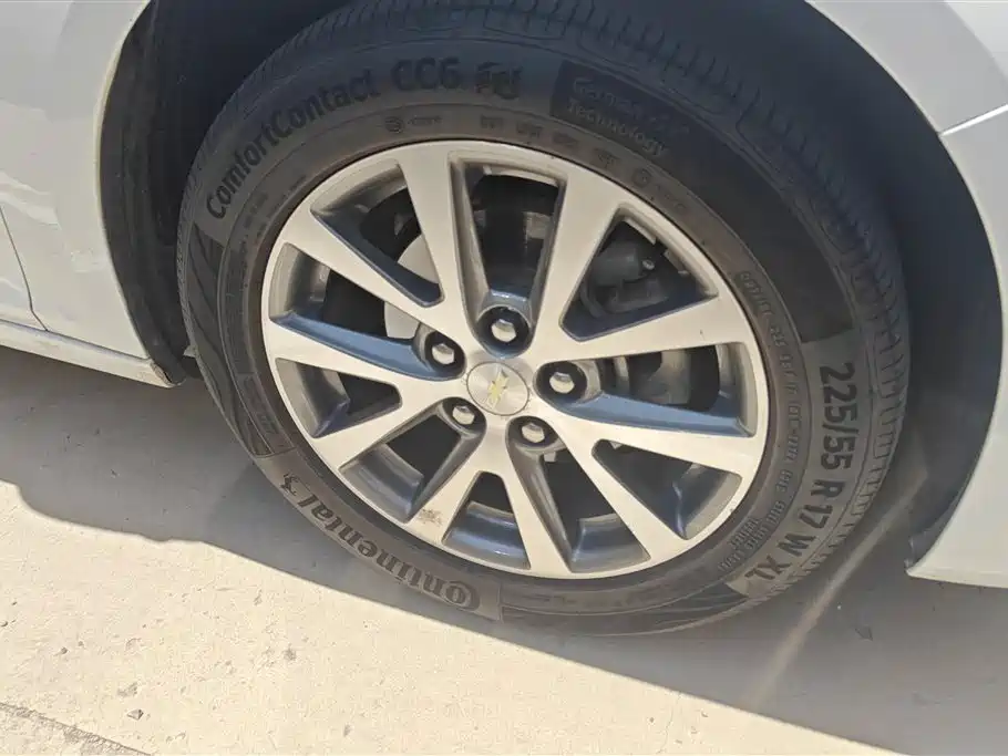 Chevrolet Malibu 2016 2.0L Automatic Luxury фото 6