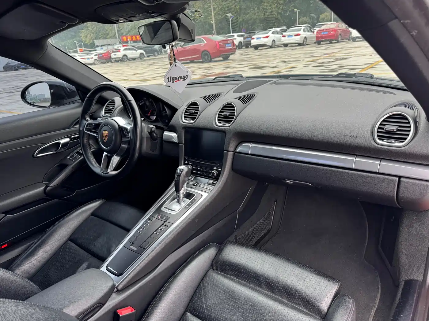Porsche 718 2018 Cayman 2.0T фото 13