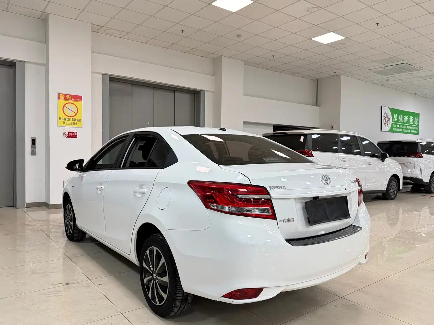 Toyota Vios 2017 1.5L CVT Pioneer фото 5