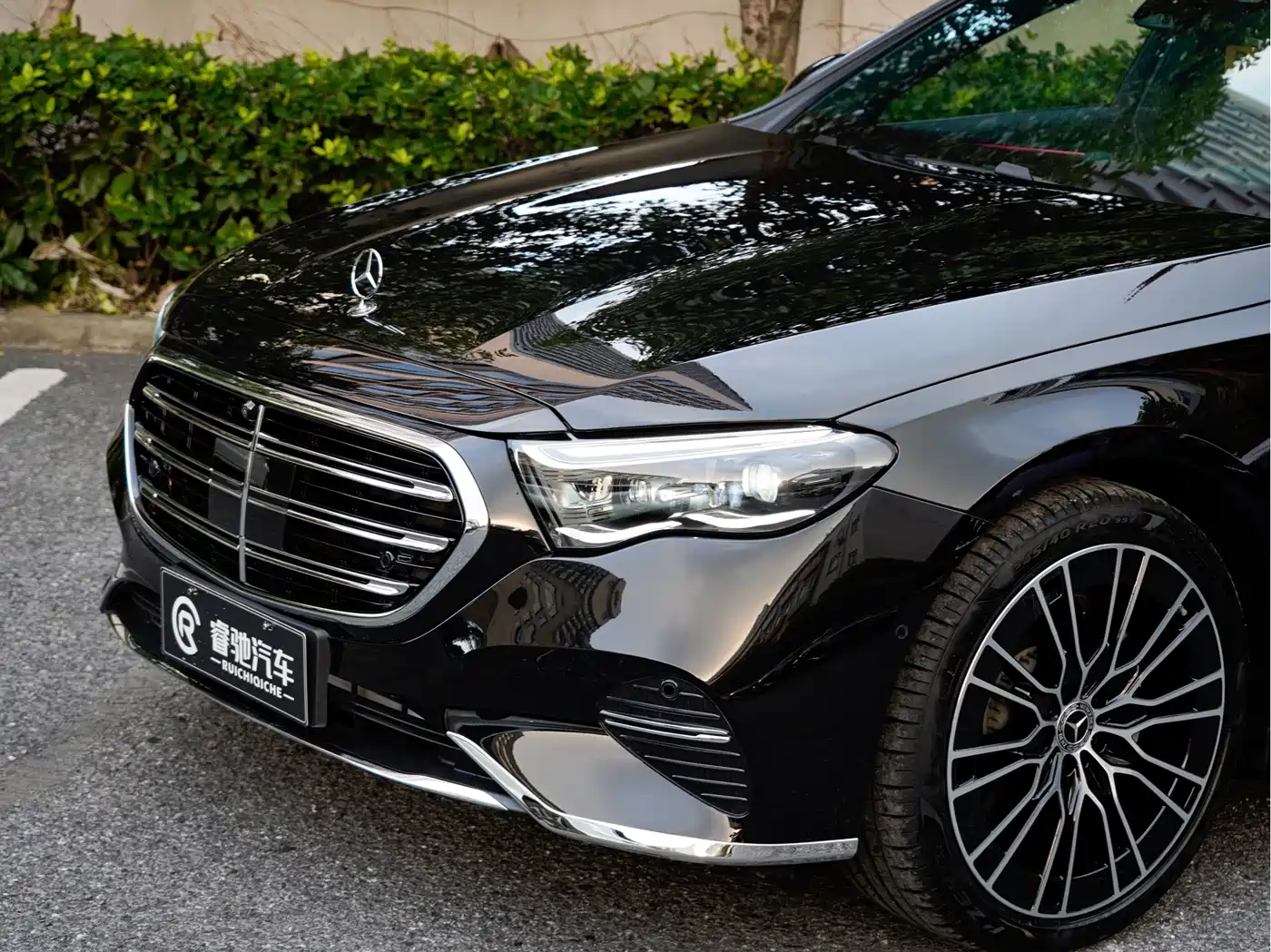 Mercedes-Benz E-Class, миниатюра 7