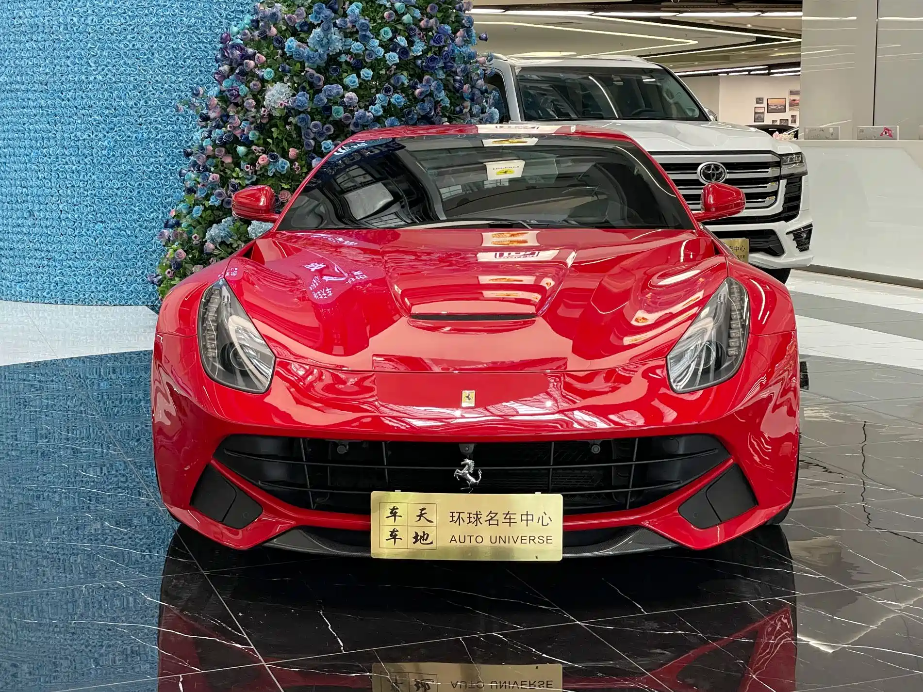 Photo 16 - Ferrari F12berlinetta