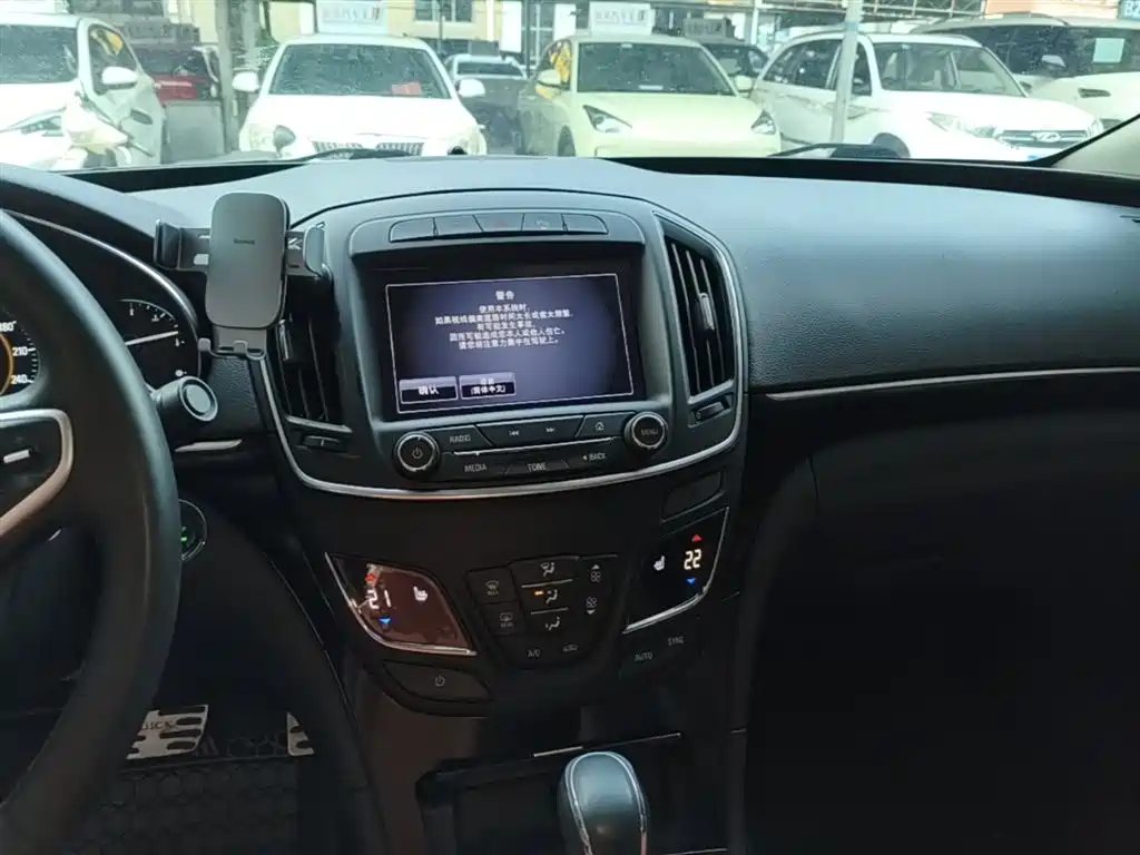 Buick Regal 2015 1.6T Elite Tech Edition фото 13