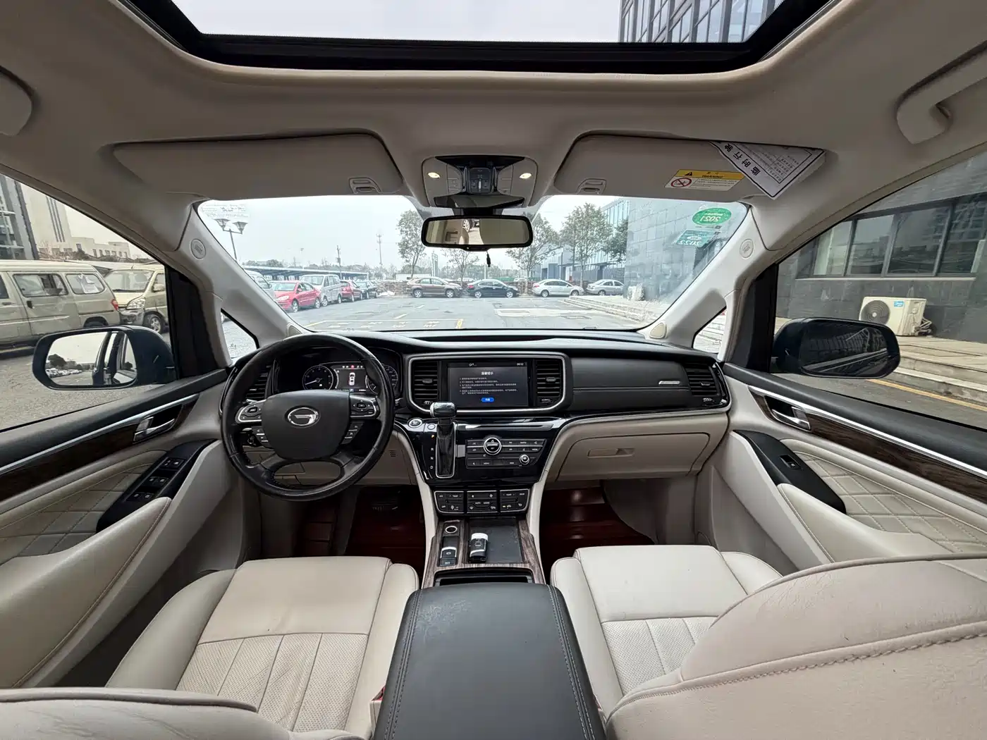 GAC Trumpchi Trumpchi M8 2018 320T Premium Edition фото 14