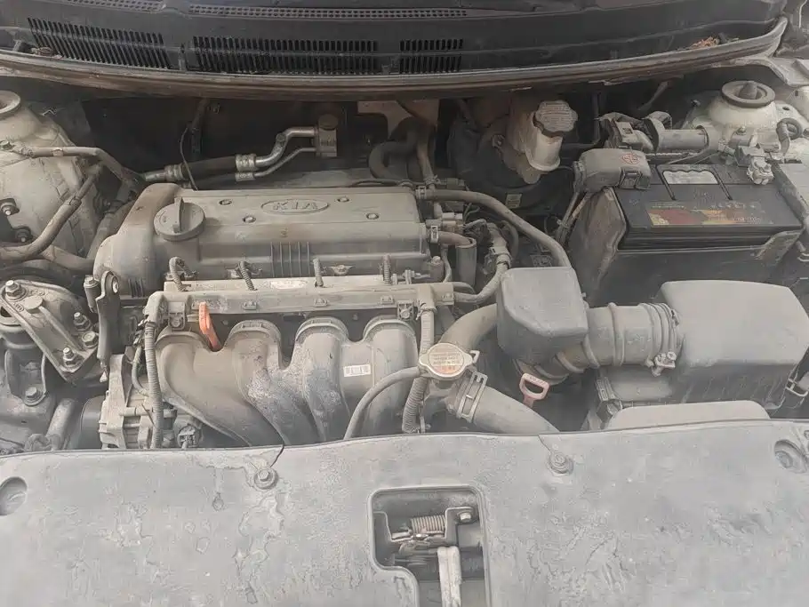 Kia K2 2017 2015 Sedan 1.4L AT GLS