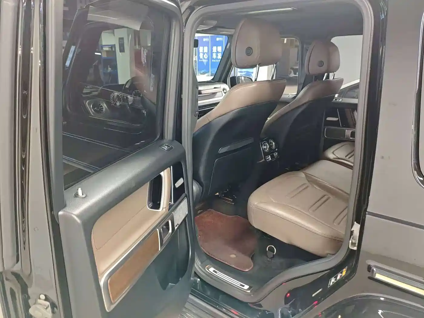 Mercedes-Benz G-Class 2019 G 500 фото 6