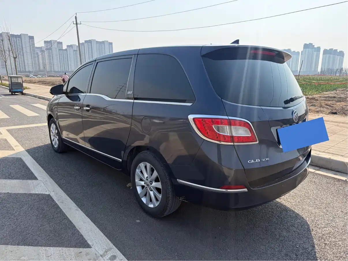 Buick GL8 2013 3.0L XT Luxury Business Flagship Edition фото 6