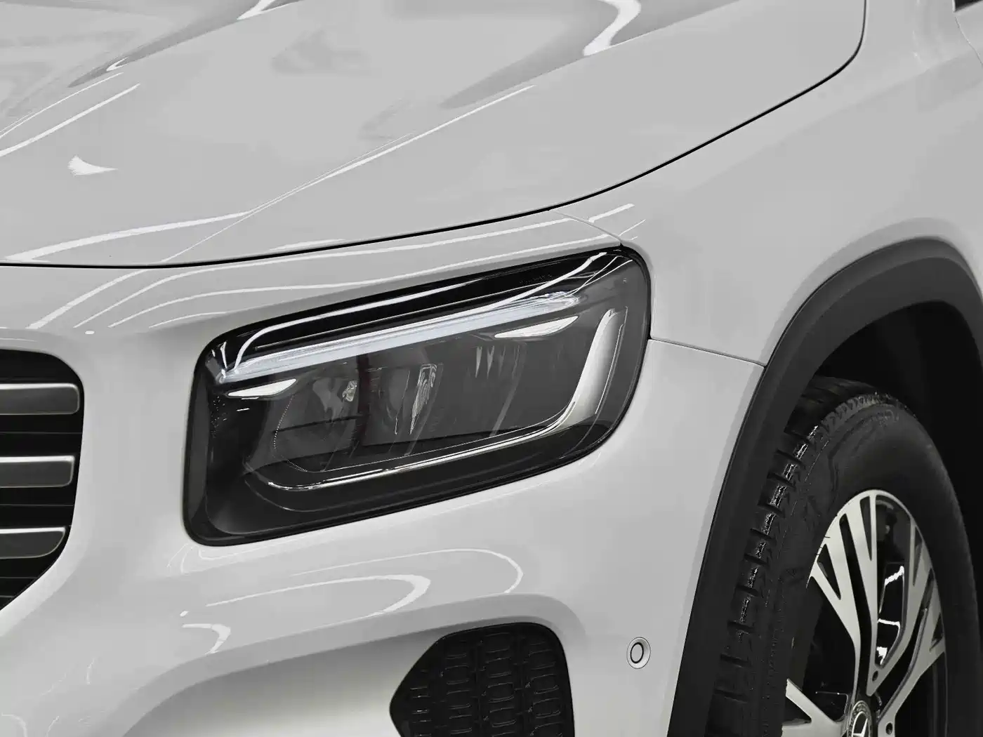 Mercedes-Benz GLB 2024 GLB 220 Dynamic фото 2