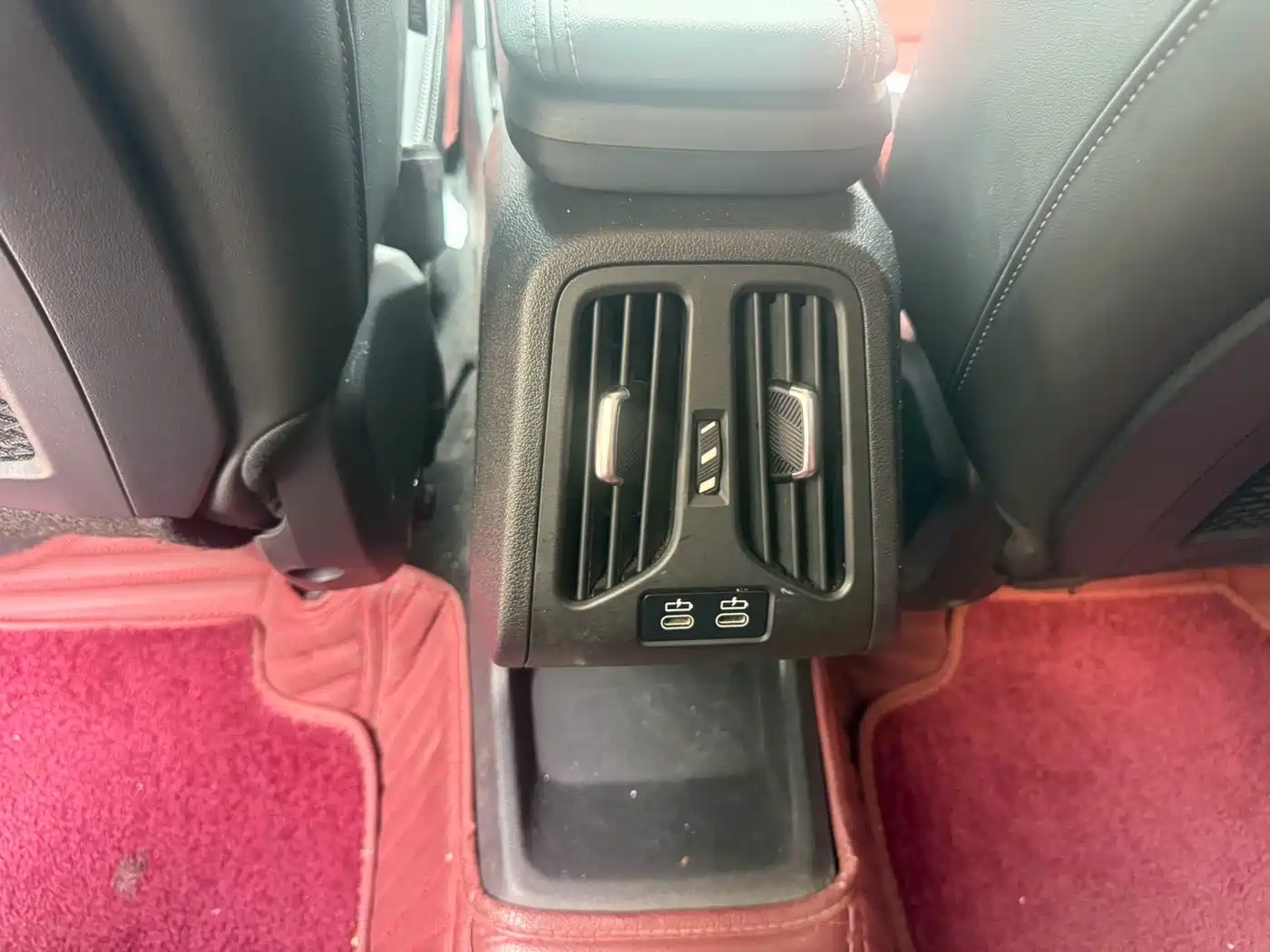 BMW X1 2023 sDrive20Li X Design Package фото 15