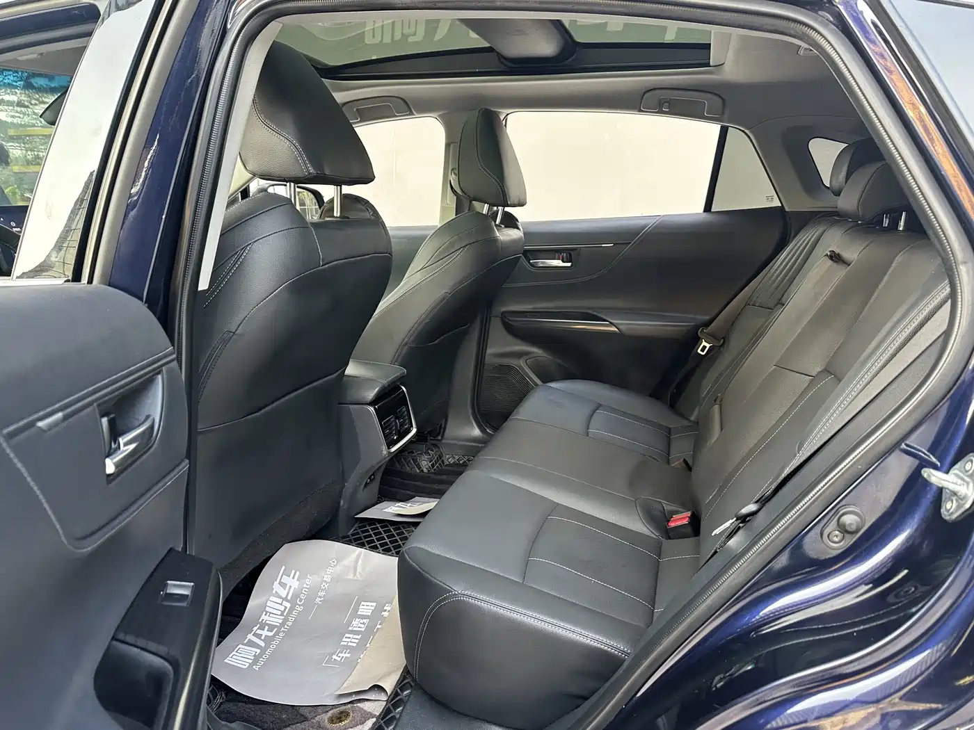 Toyota Lingfang HARRIER 2022 2.0L CVT 2WD Premium Edition фото 11