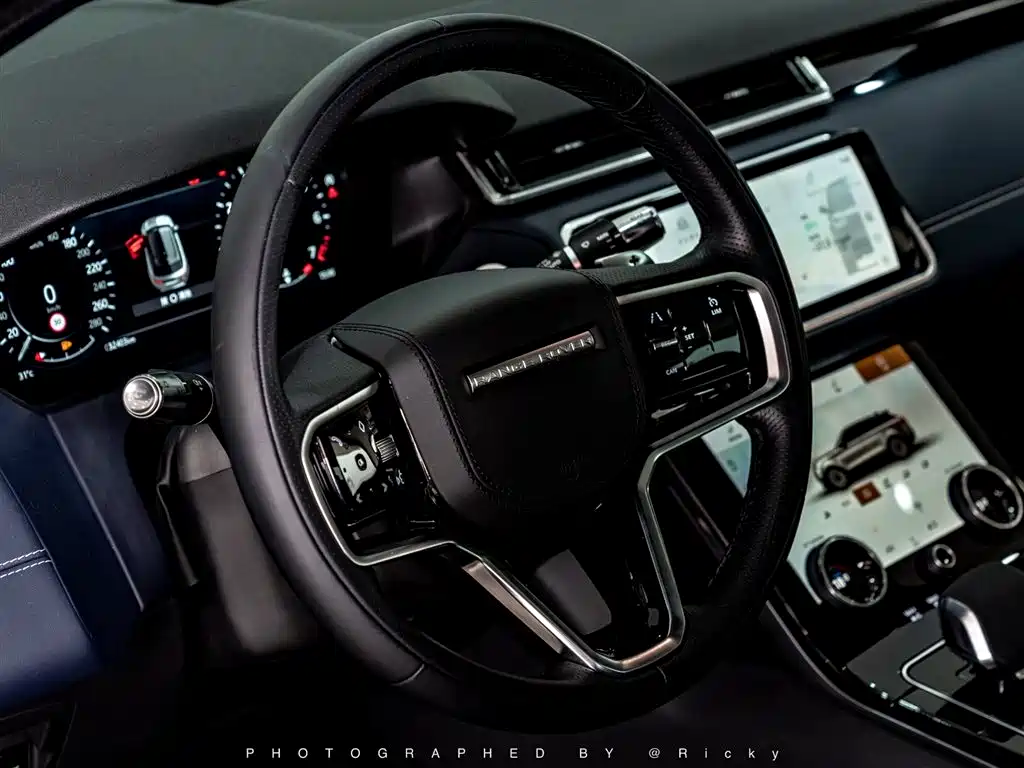 Land Rover Range Rover Velar 2022 250PS Golden Collector's Edition фото 6