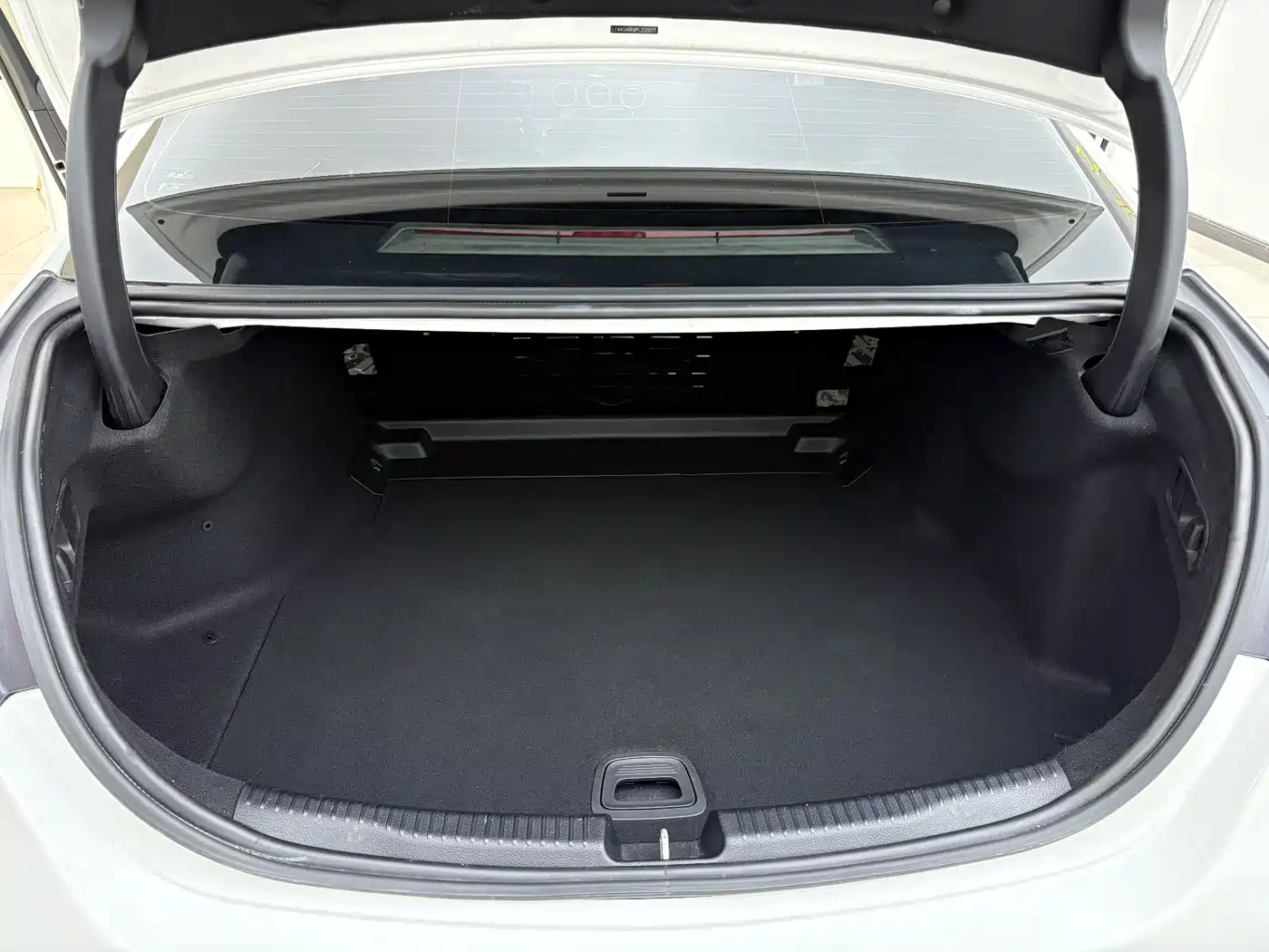 Mercedes-Benz C-Class 2023 Facelift C 200 L Sport Edition фото 13