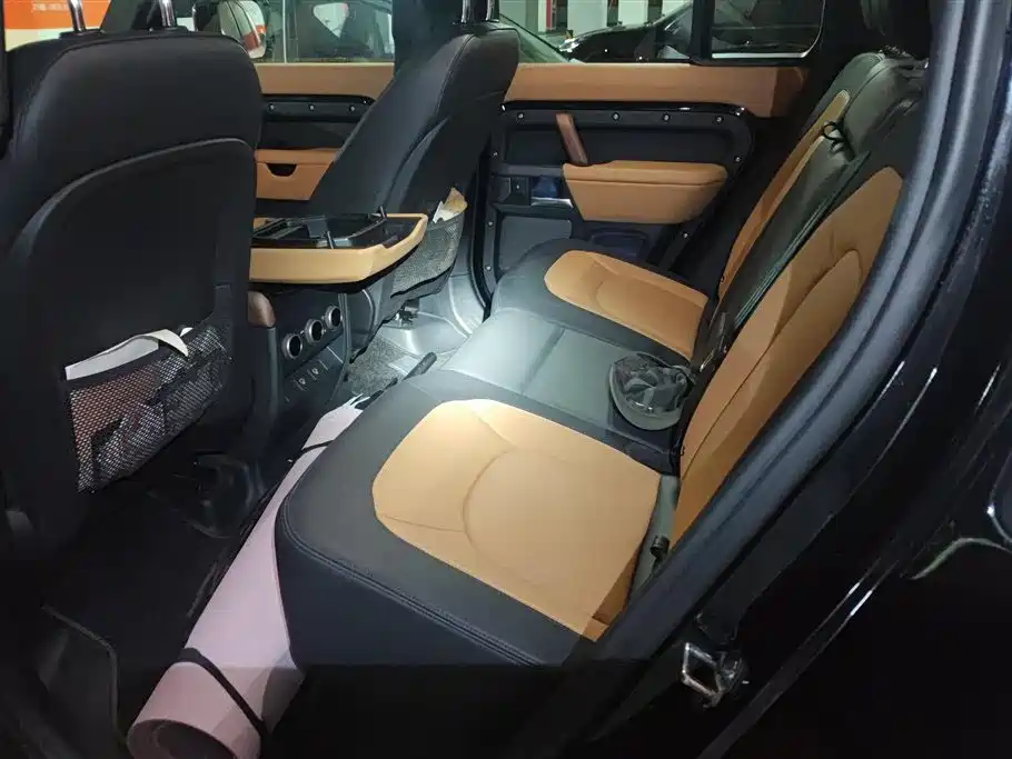 Land Rover Defender 2024 110 3.0T P400 X-DYNAMIC HSE фото 11