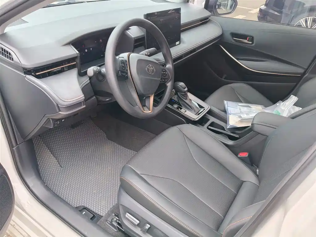 Toyota Corolla 2026 Model 1.8L Intelligent Hybrid Elite Edition фото 4