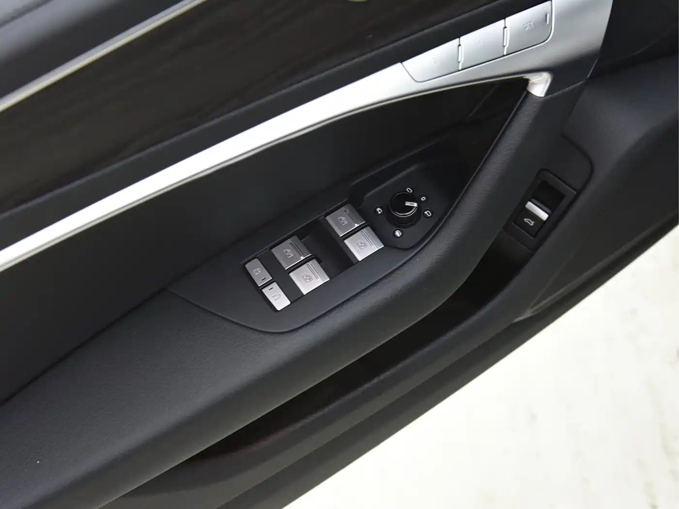Audi A6L 2025 45 TFSI quattro Premium Sport фото 10