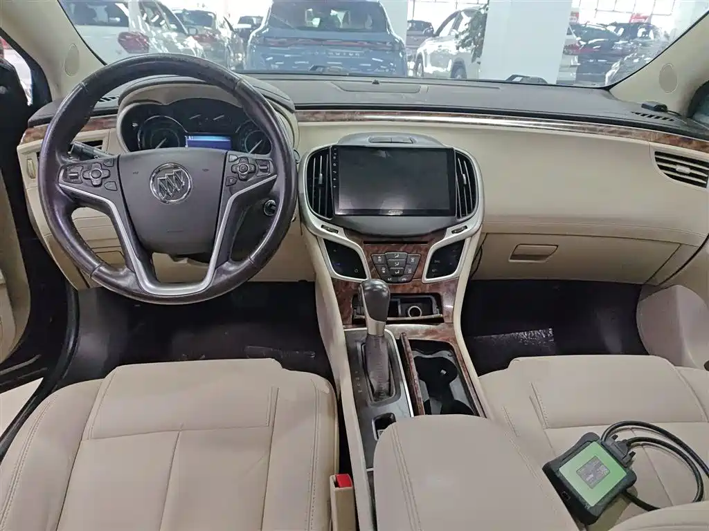 Buick LaCrosse 2013 2.4L SIDI Leading Comfort фото 6
