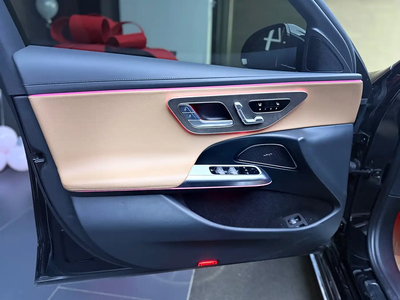 Mercedes-Benz E-Class New Energy 2024 E 350 e L Plug-in Hybrid Sedan фото 3