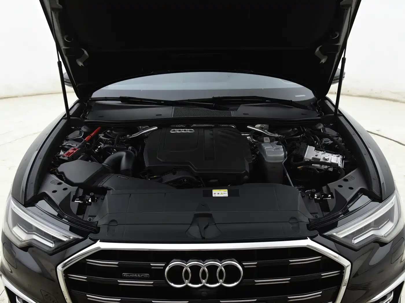 Audi A6L 2025 45 TFSI quattro Premium Sport фото 3