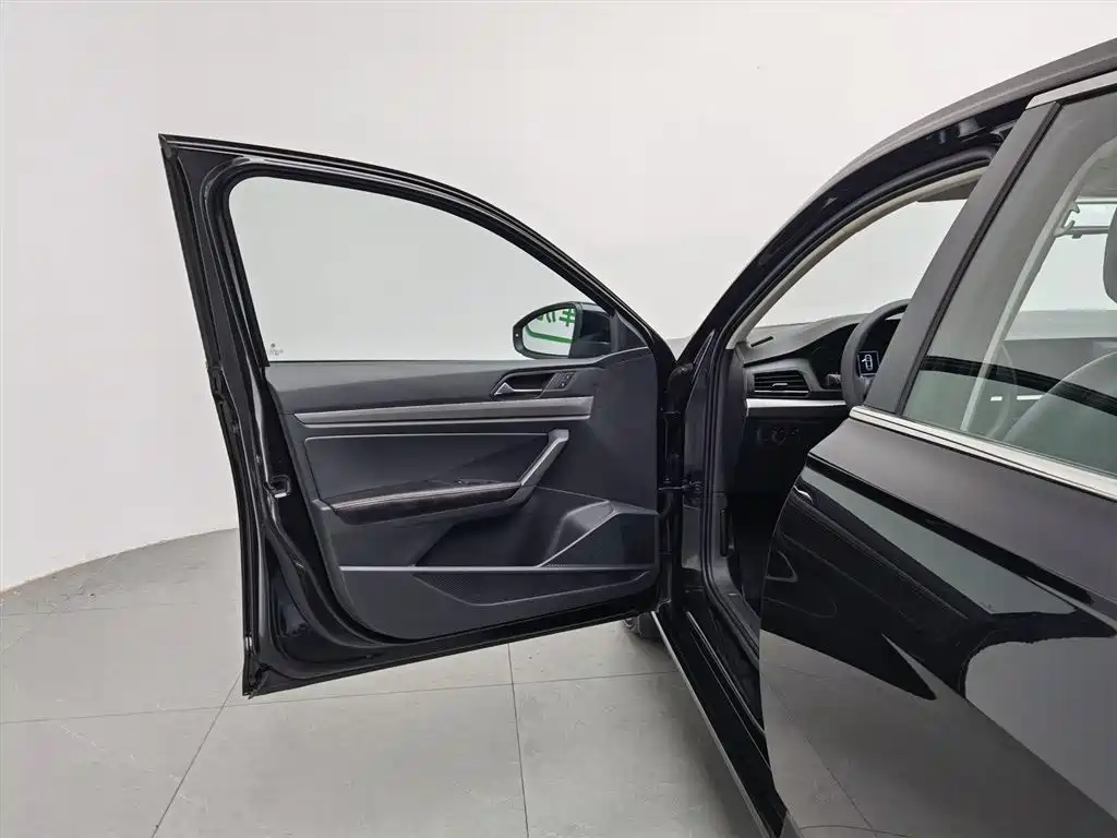 Volkswagen Lavida 2019 1.5L Automatic Trend Edition China VI фото 8