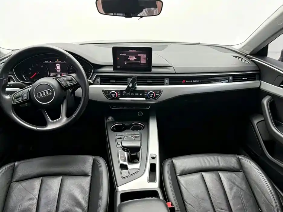Фото 4 - Audi A5 (Import)