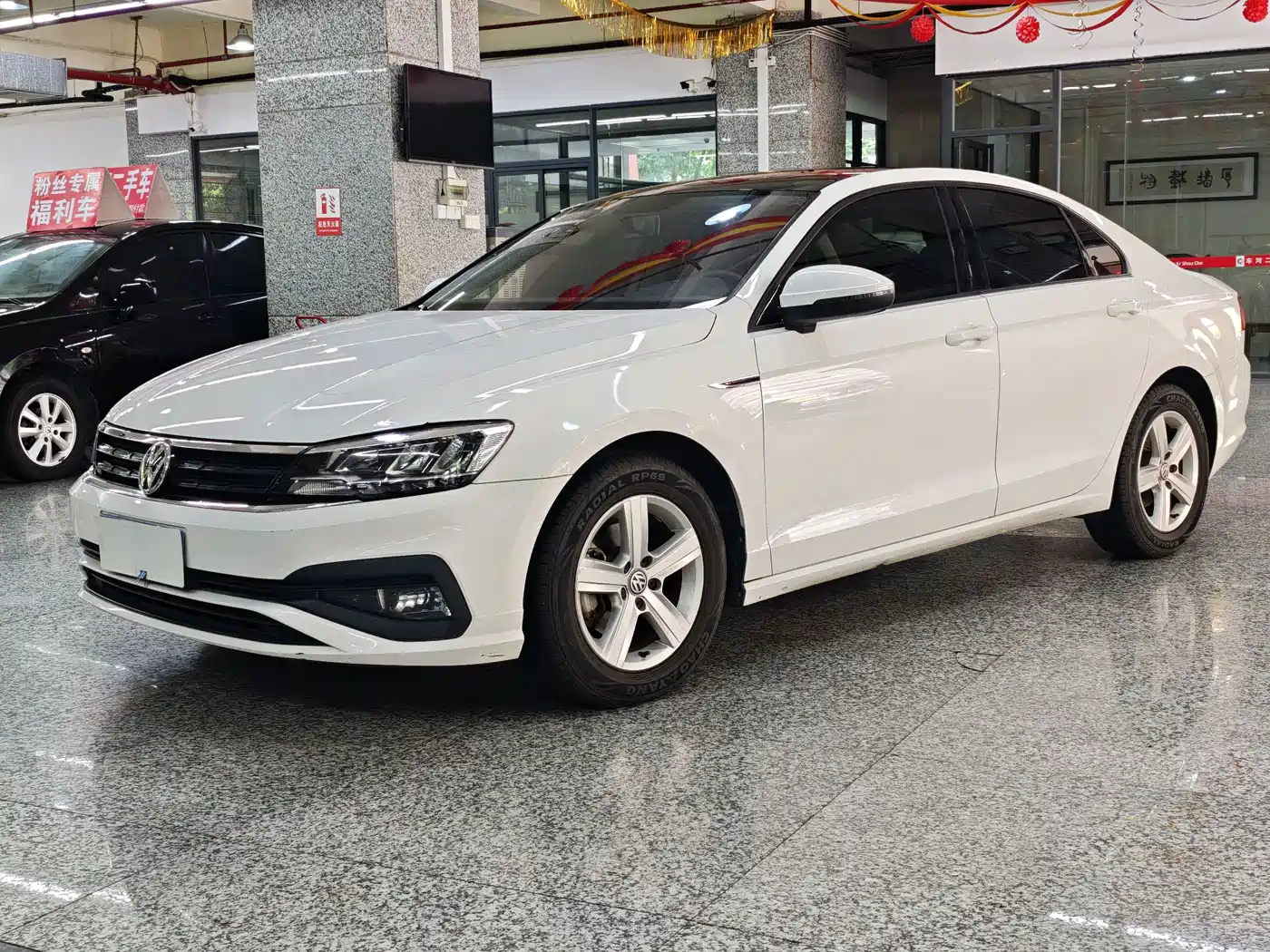 Volkswagen Lamando 2021 230TSI DSG Fashion Edition