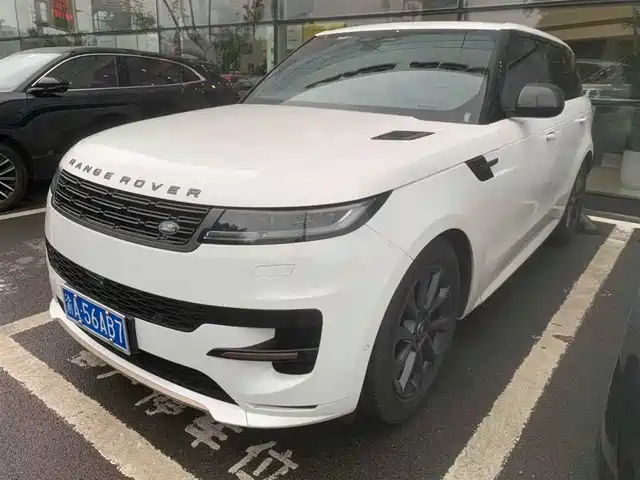 LAND ROVER RANGE ROVER SPORT 2024