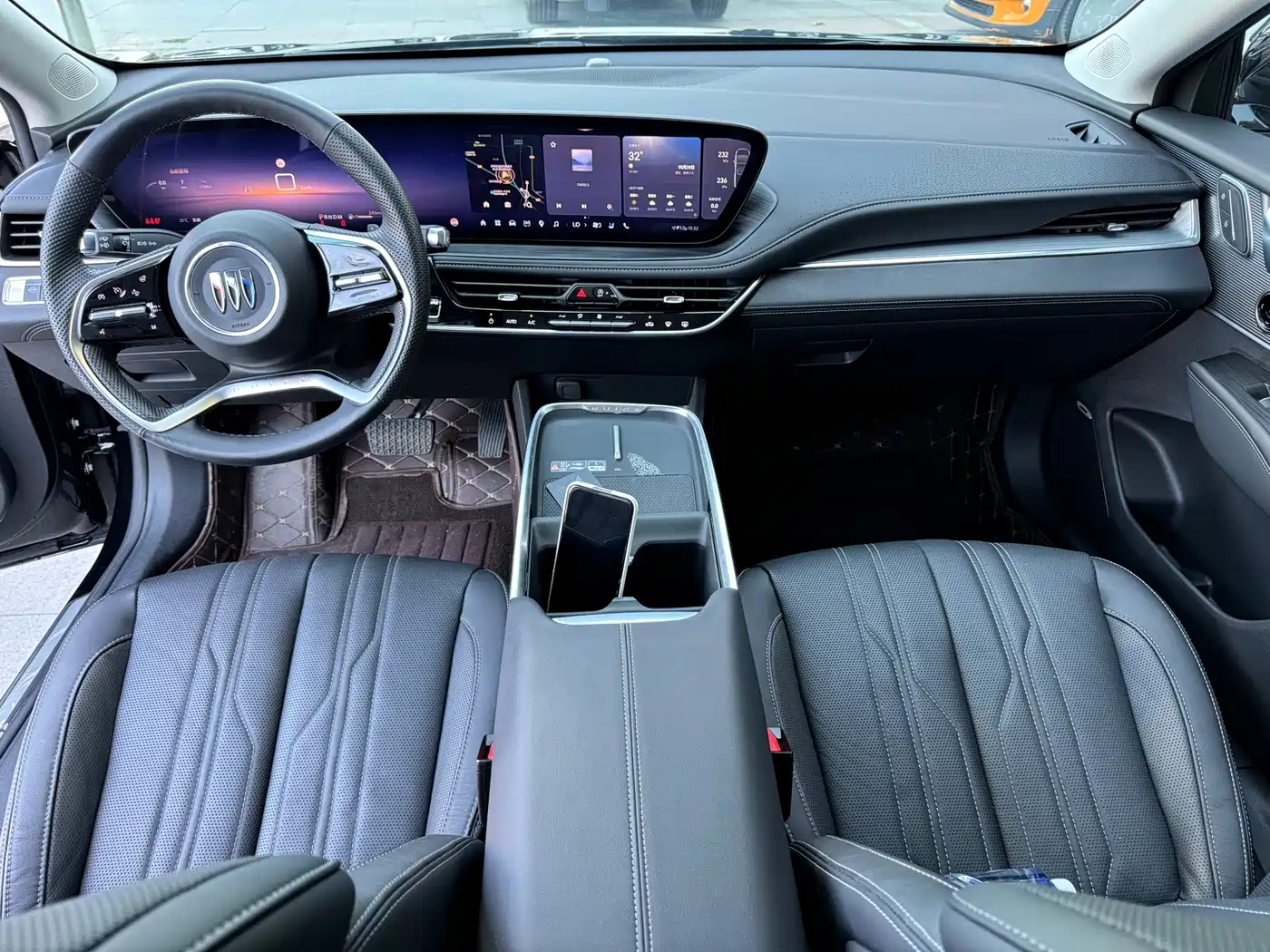 Buick LaCrosse 2023 Avenir Edition фото 9