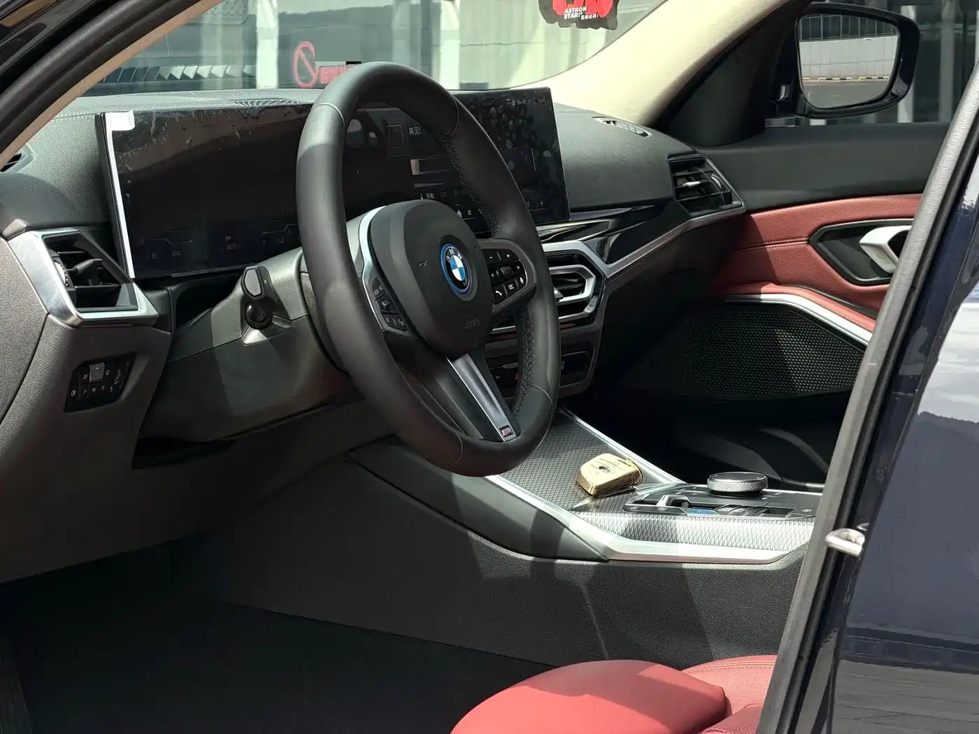 BMW i3 2024 eDrive 40 L Shadow Night Package фото 3