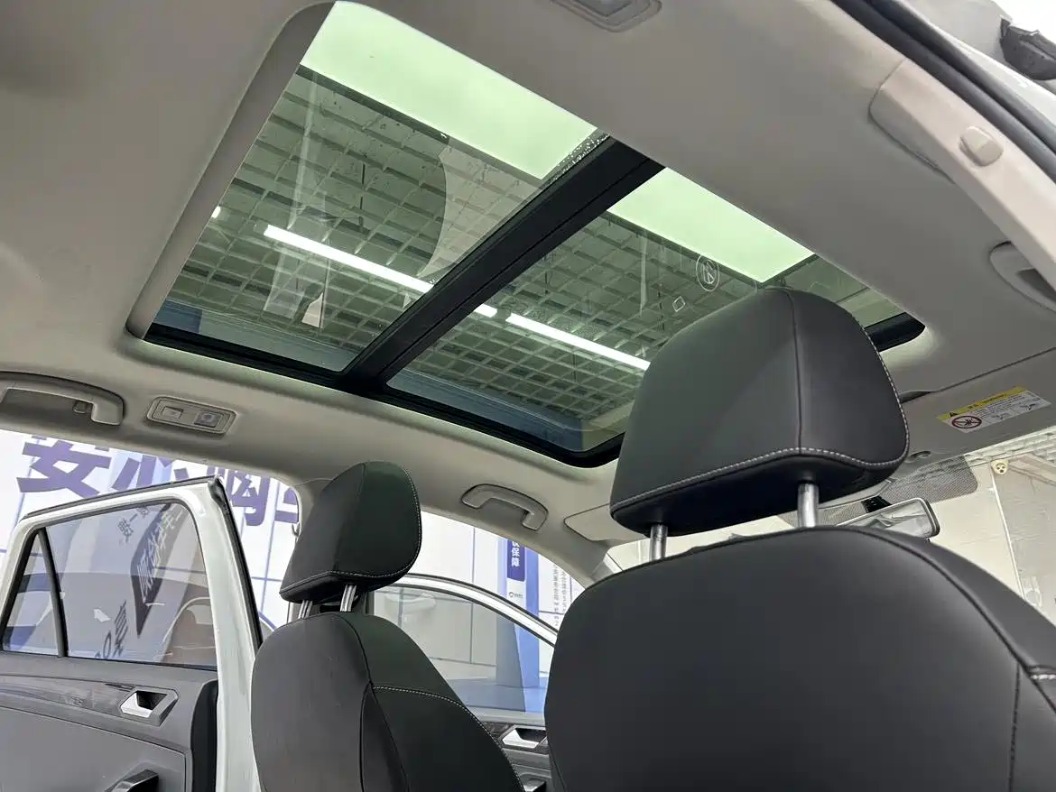 Volkswagen T-ROC 2022 280TSI DSG 2WD Comfort PLUS фото 16