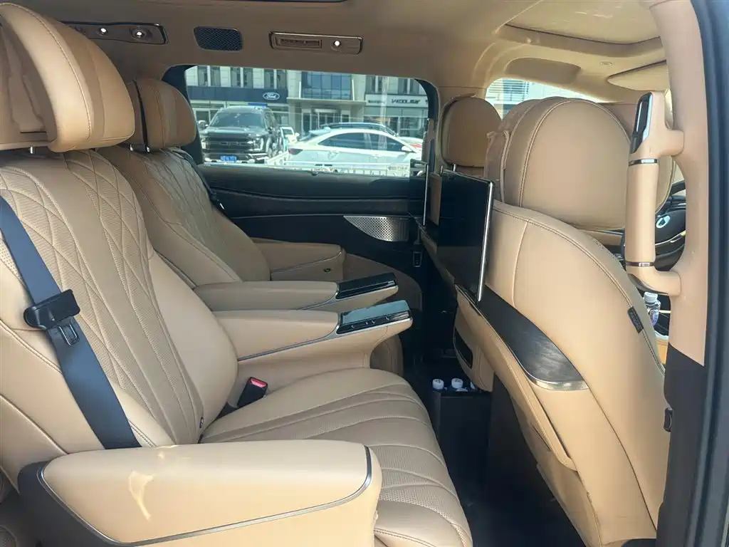 Denza D9 2025 DM-i Smart Drive Edition 1020 AWD Prestige фото 13
