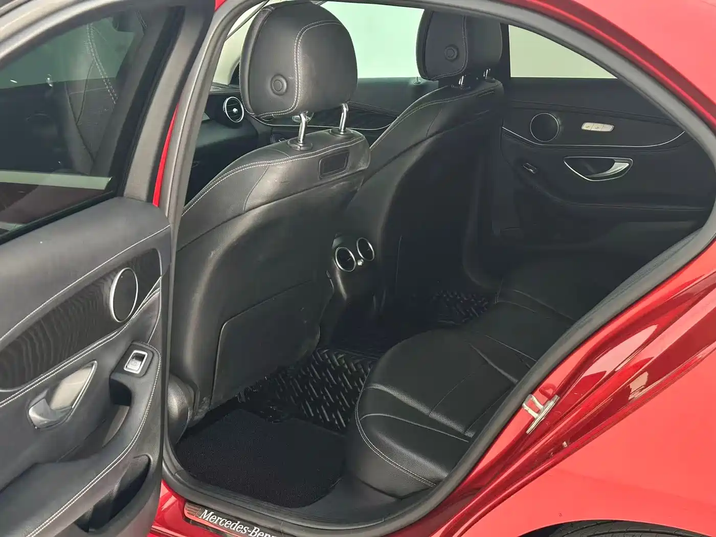 Mercedes-Benz C-Class 2017 Facelift C 200 L фото 8