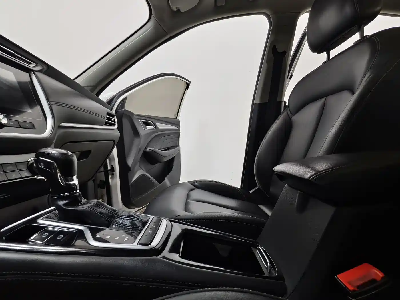 Roewe RX3 2019 2020 1.6L CVT 4G Ultra Comfort Flagship