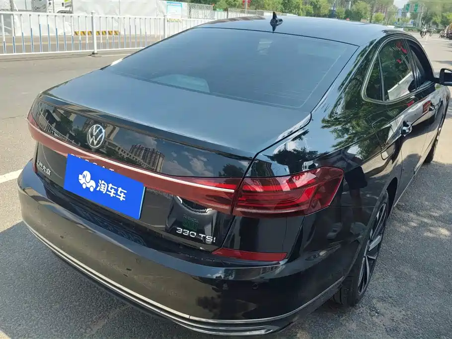 Volkswagen Passat 2024 330TSI Elite Edition фото 3