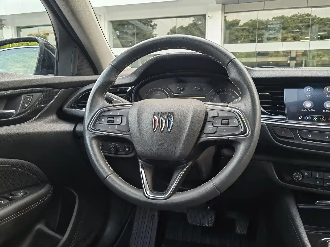 Buick Regal 2024 25T Ultra Comfort Edition фото 10
