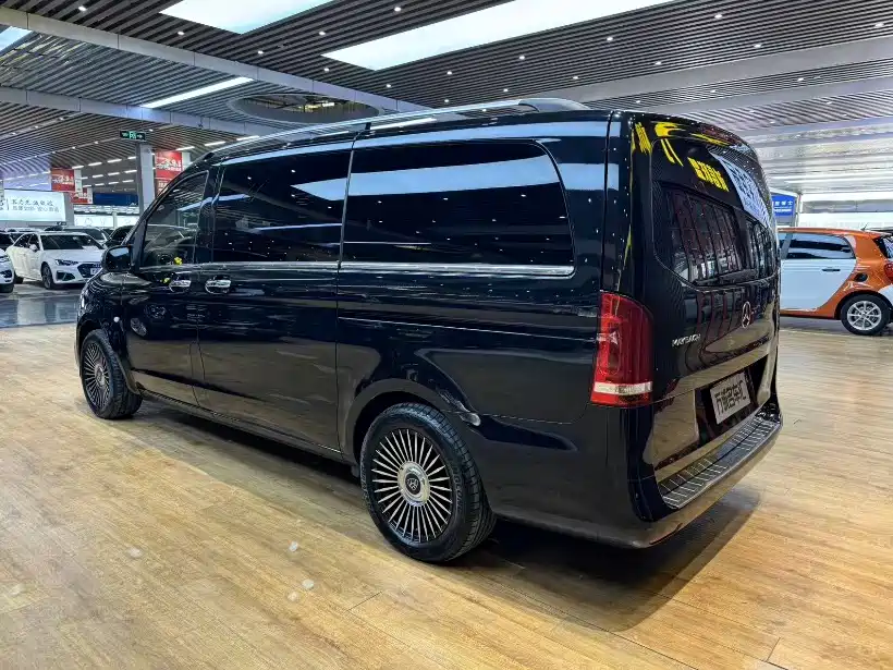 Mercedes-Benz Vito 2018 2.0T Business Edition China VI фото 6